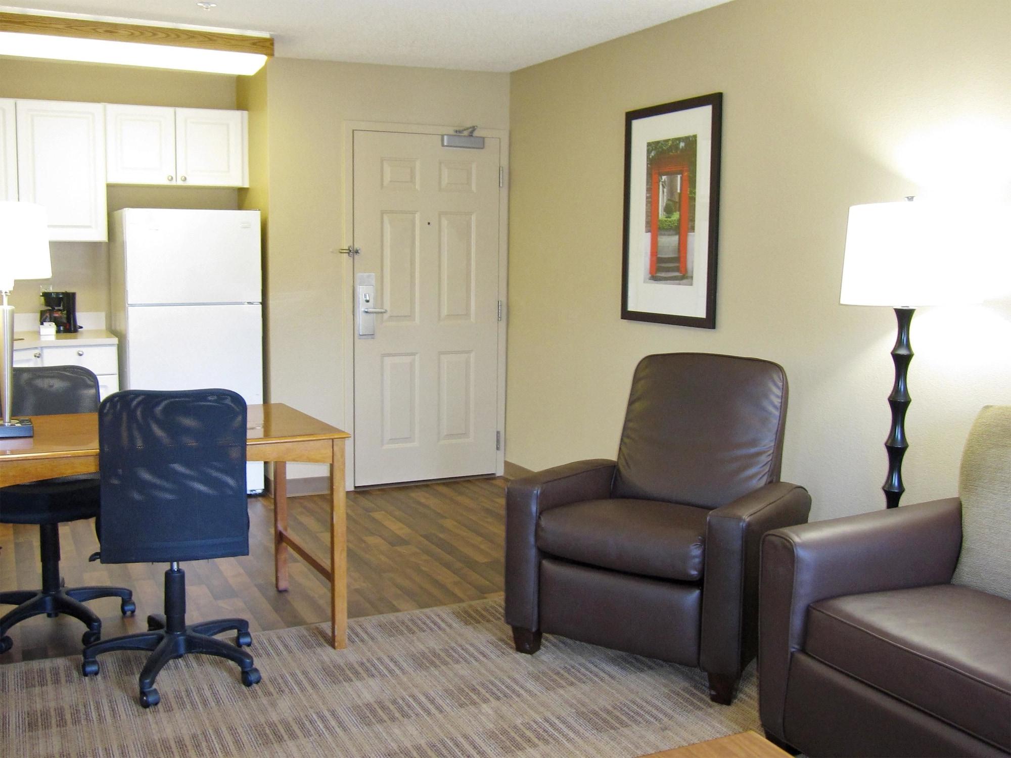 Extended Stay America - Orlando - Convention Ctr - 6443 Westwood Exterior photo